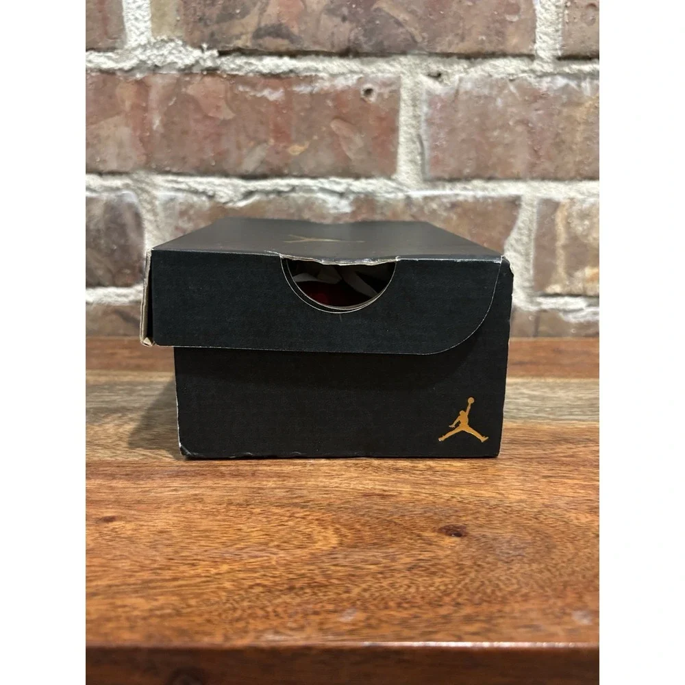 NEW 4C Shoes, Jordan Academy BT, Red Size 4C, Gym Red/Wolf Grey/Black Boys Shoes
